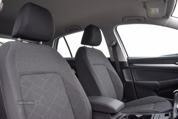 Used Volkswagen Golf 2022 for sale - 76522765: Photo 32