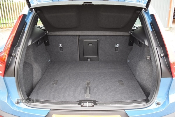 Used Volvo XC40 2025 for sale - 76514017: Photo 32