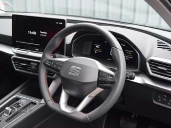 Used SEAT Leon 2025 for sale - 75162536: Photo