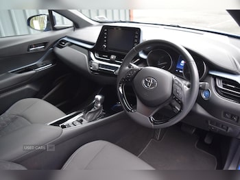 Used Toyota C-HR 2021 for sale - 76433480: Photo