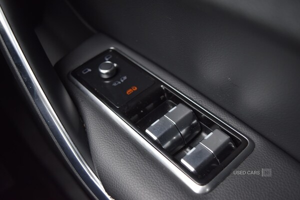 Used Jaguar F-Pace 2021 for sale - 76753415: Photo 30