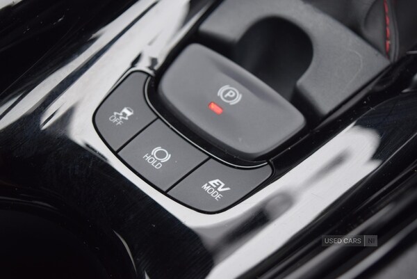 Used Toyota C-HR 2023 for sale - 76523091: Photo 28