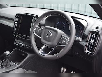 Used Volvo XC40 2021 for sale - 75614775: Photo
