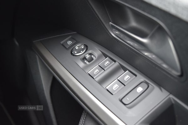 Used Peugeot 5008 2025 for sale - 76308674: Photo 32