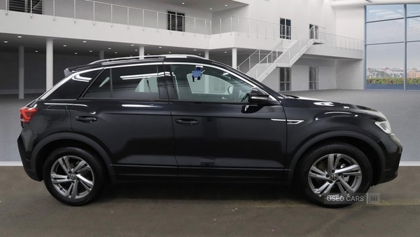 Used Volkswagen T-Roc 2024 for sale - 76551601: Photo 2