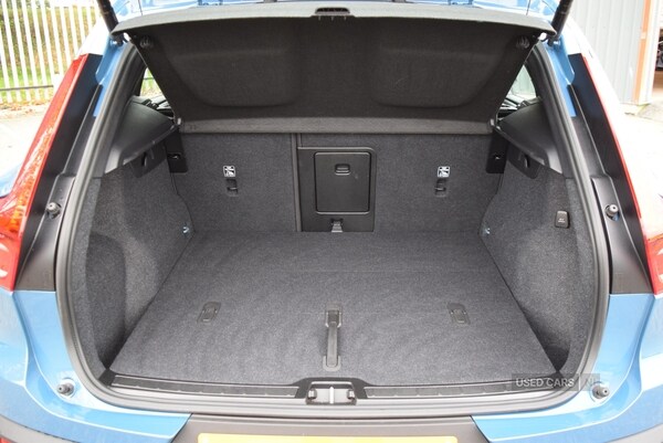 Used Volvo XC40 2025 for sale - 76753411: Photo 32