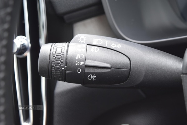 Used Volvo XC40 2022 for sale - 76153885: Photo 17
