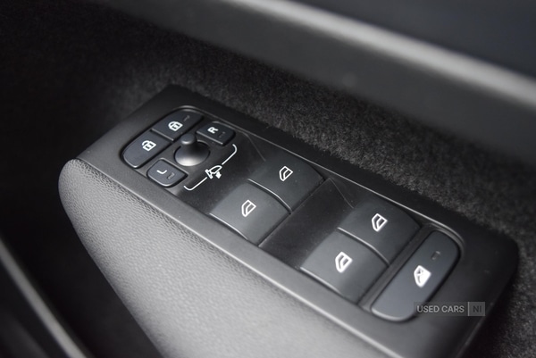 Used Volvo XC40 2022 for sale - 76153885: Photo 30
