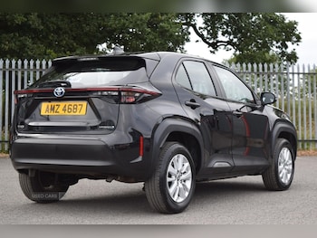 Used Toyota Yaris Cross 2023 for sale - 79304843: Photo