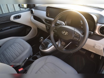 Used Hyundai i10 2024 for sale - 76620792: Photo