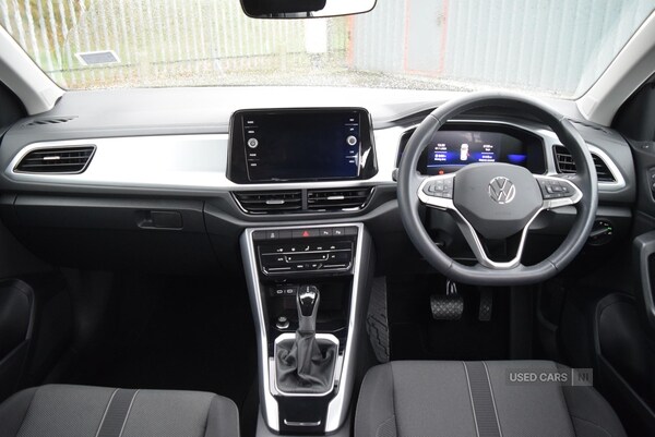 Used Volkswagen T-Roc 2023 for sale - 76551573: Photo 11