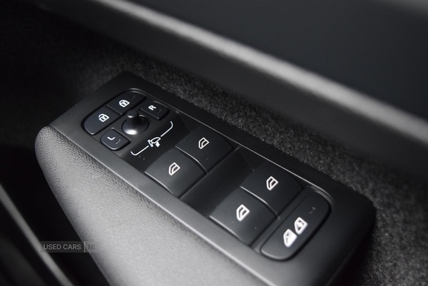 Used Volvo XC40 2025 for sale - 76690444: Photo 29