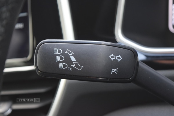 Used Volkswagen T-Roc 2022 for sale - 76409845: Photo 16