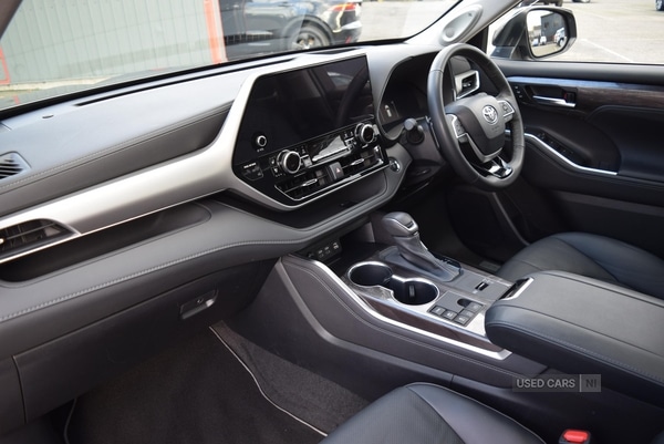 Used Toyota Highlander 2023 for sale - 76998031: Photo 12