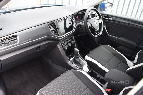 Used Volkswagen T-Roc 2021 for sale - 76216270: Photo 12
