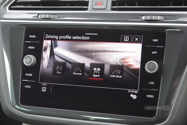 Used Volkswagen Tiguan 2020 for sale - 76690530: Photo 24