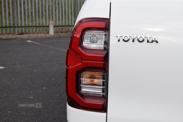 Used Toyota Hilux 2023 for sale - 76802604: Photo 36