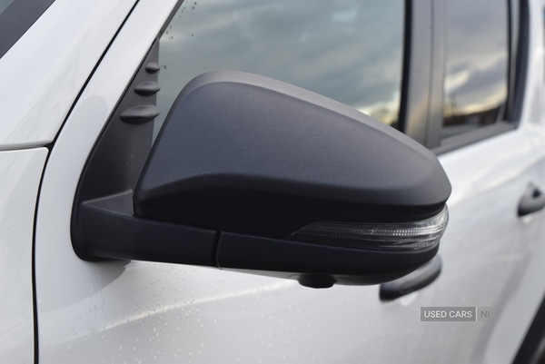 Used Toyota Hilux 2023 for sale - 76802604: Photo 7