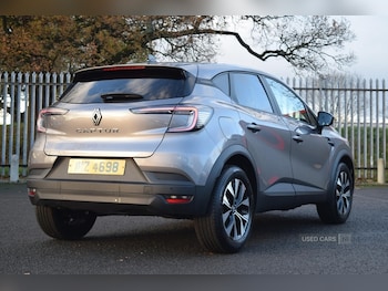 Used Renault Captur 2025 for sale - 77204134: Photo