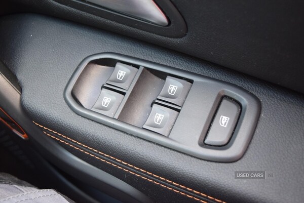 Used Dacia Duster 2022 for sale - 76514144: Photo 32