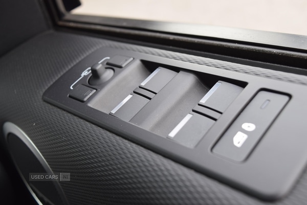 Used Land Rover Discovery 2023 for sale - 76409734: Photo 30