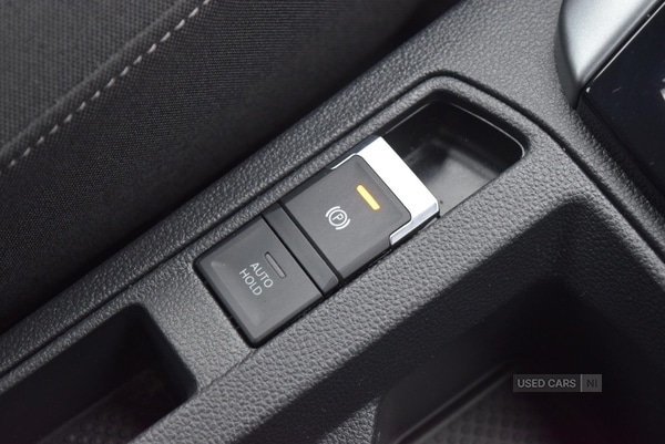 Used Volkswagen T-Roc 2023 for sale - 76646599: Photo 27