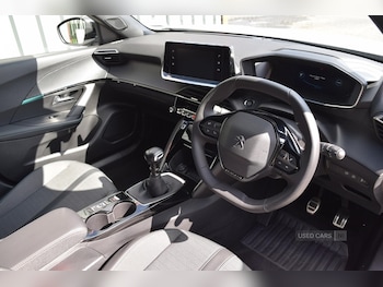Used Peugeot 2008 2023 for sale - 78529494: Photo