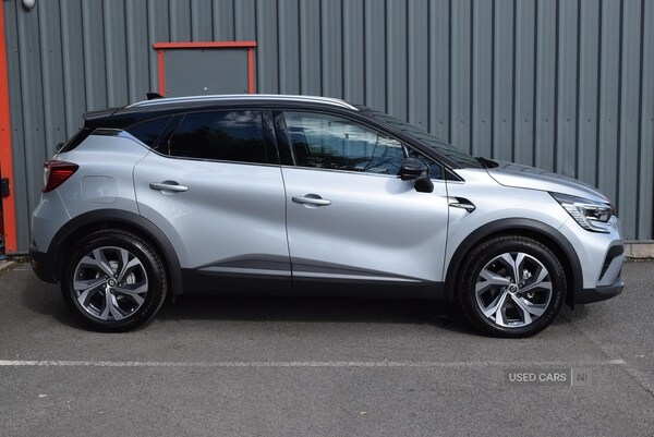 Used Renault Captur 2022 for sale - 76216077: Photo 2