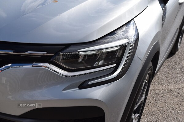 Used Renault Captur 2022 for sale - 76216077: Photo 8
