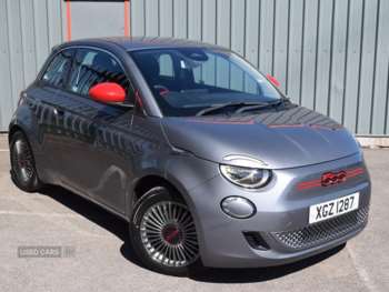 2022 - 87kW Red 42kWh 3dr Auto
