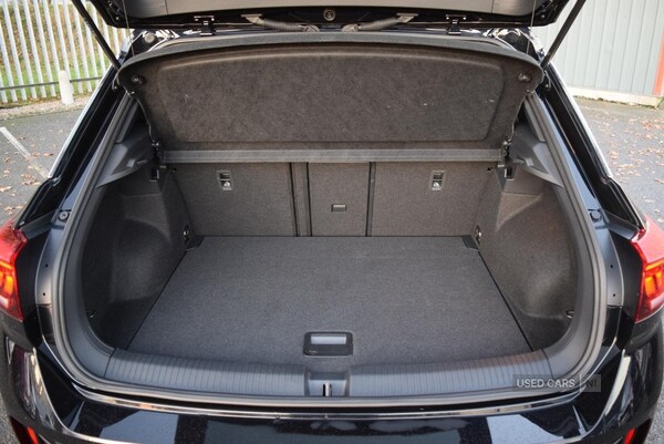 Used Volkswagen T-Roc 2024 for sale - 77204145: Photo 31