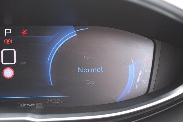 Used Peugeot 5008 2023 for sale - 77017674: Photo 14