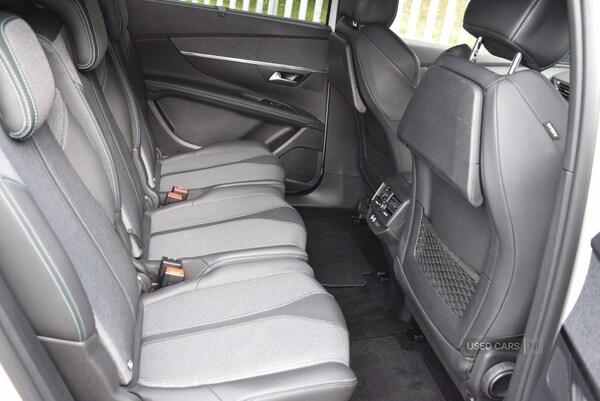 Used Peugeot 5008 2023 for sale - 77017674: Photo 33
