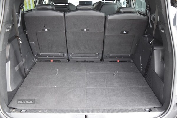 Used Peugeot 5008 2023 for sale - 77017674: Photo 35
