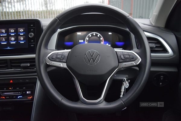 Used Volkswagen T-Roc 2023 for sale - 76887573: Photo 14