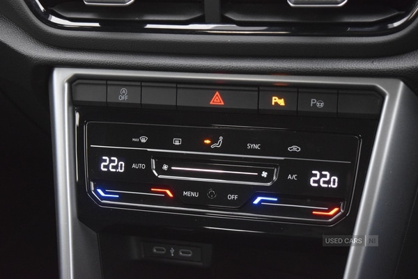 Used Volkswagen T-Roc 2023 for sale - 76887573: Photo 23