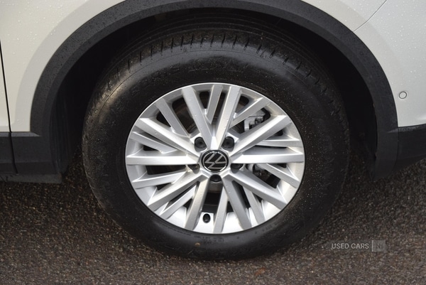 Used Volkswagen T-Roc 2023 for sale - 76887573: Photo 31