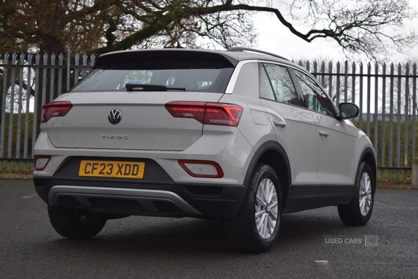 Used Volkswagen T-Roc 2023 for sale - 76887573: Photo 4