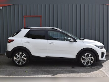 Used Kia Stonic 2023 for sale - 78855527: Photo