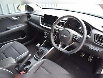 Used Kia Stonic 2023 for sale - 78855527: Photo