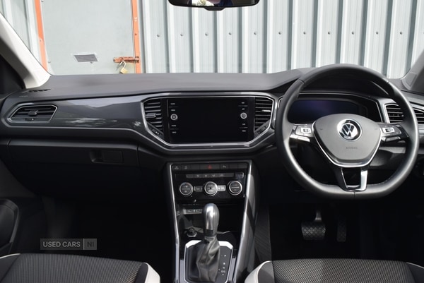 Used Volkswagen T-Roc 2021 for sale - 76308691: Photo 11