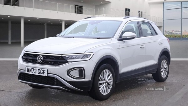 Used Volkswagen T-Roc 2023 for sale - 76308643: Photo 3