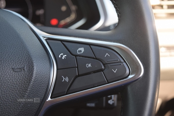 Used Renault Captur 2023 for sale - 77794515: Photo 16