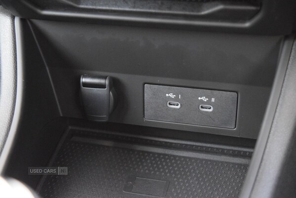 Used Renault Captur 2025 for sale - 76802576: Photo 24