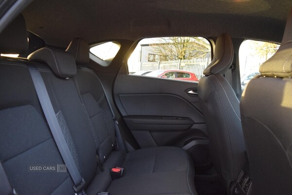 Used Renault Captur 2025 for sale - 76802576: Photo 29