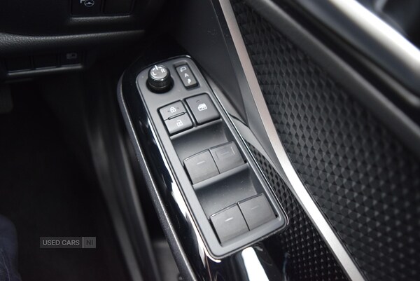 Used Toyota C-HR 2023 for sale - 76672025: Photo 31