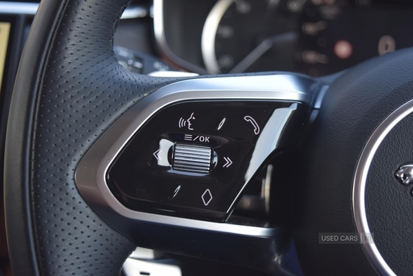 Used Jaguar F-Pace 2023 for sale - 78087517: Photo 15