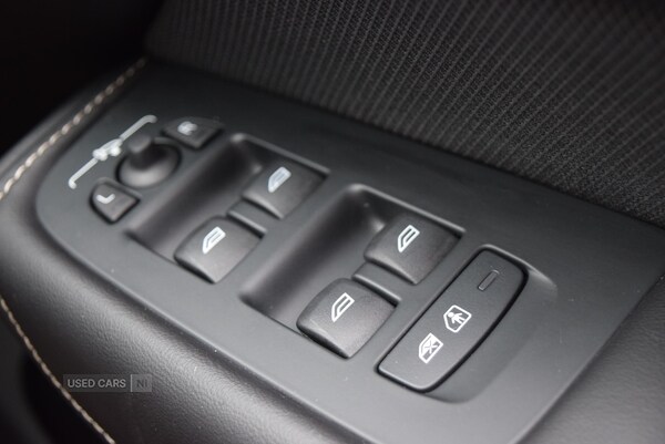 Used Volvo XC60 2024 for sale - 76308726: Photo 32