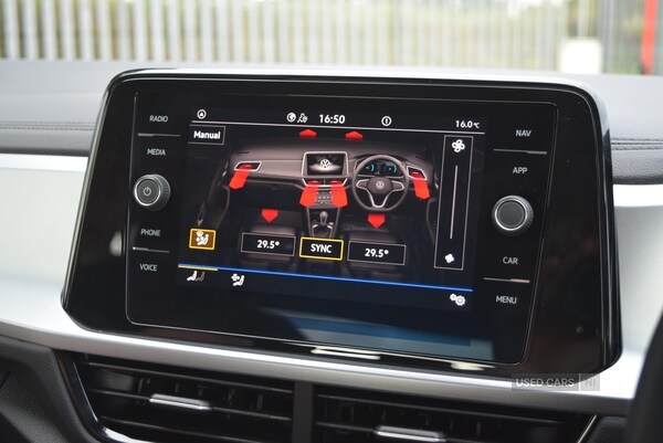 Used Volkswagen T-Roc 2023 for sale - 76201943: Photo 22