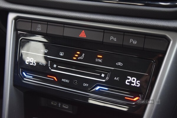 Used Volkswagen T-Roc 2023 for sale - 76201943: Photo 23